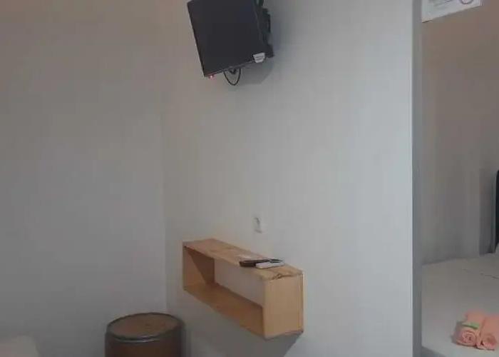 Coconut Hotel - Hostel