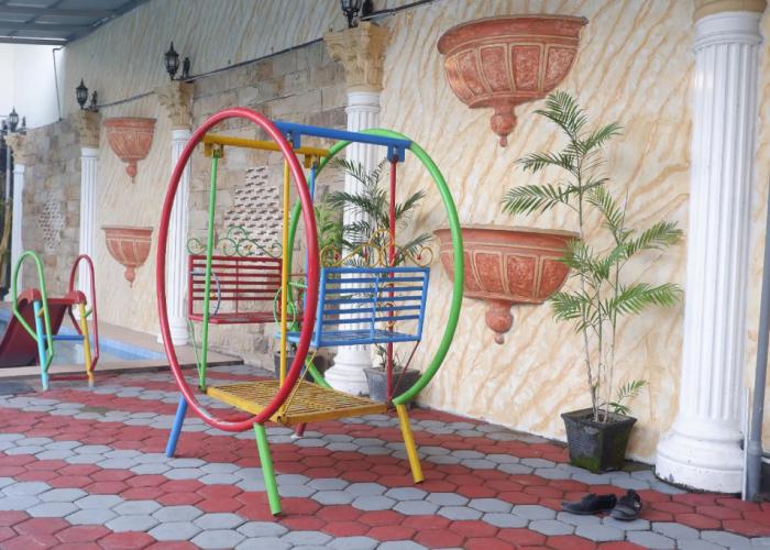 Votel Hotel DePratnya Kediri