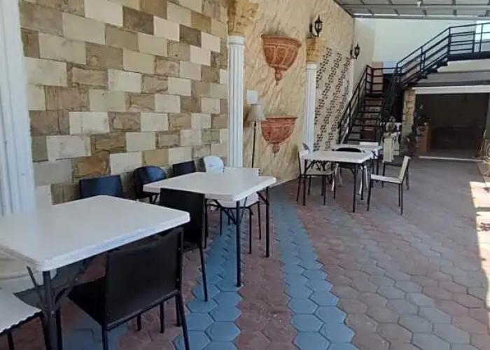 Votel Hotel DePratnya Kediri