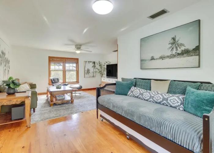 Mount Dora Home: Private Pool, Spa & Tropical Bar!