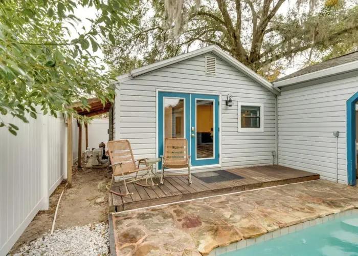 Mt Dora Couple's Retreat w/ Shared Pool!