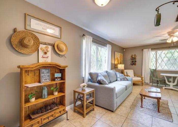 Quaint & Dreamy Mt Dora Cottage: Close to Lake