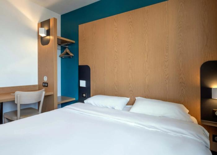 B&B HOTEL Niort Marais Poitevin Est
