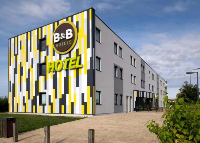 B&B HOTEL Niort Marais Poitevin Est
