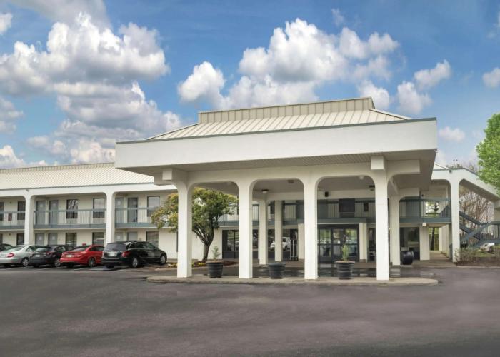 Baymont by Wyndham Murfreesboro