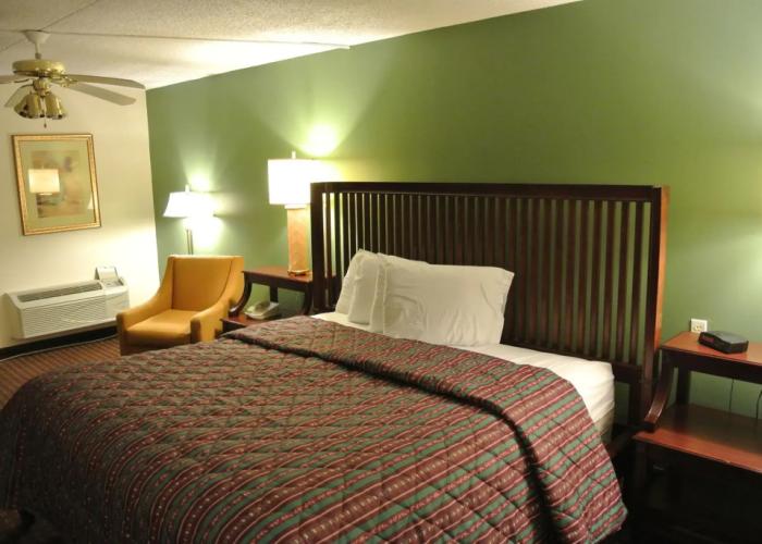 Select Inn Murfreesboro