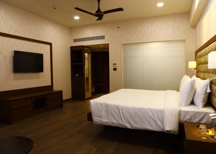 Devka Beach Resort