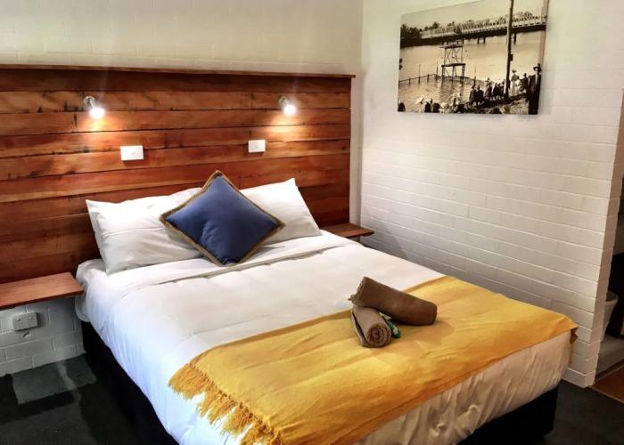 Pleasant Way River Lodge