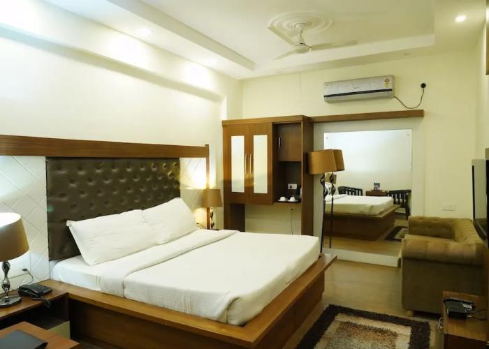 Hotel Mohan Continental