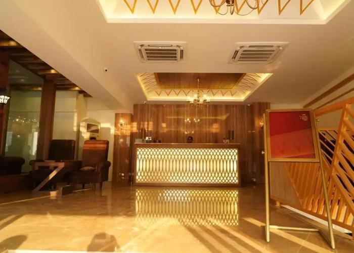 Hotel Mohan Continental