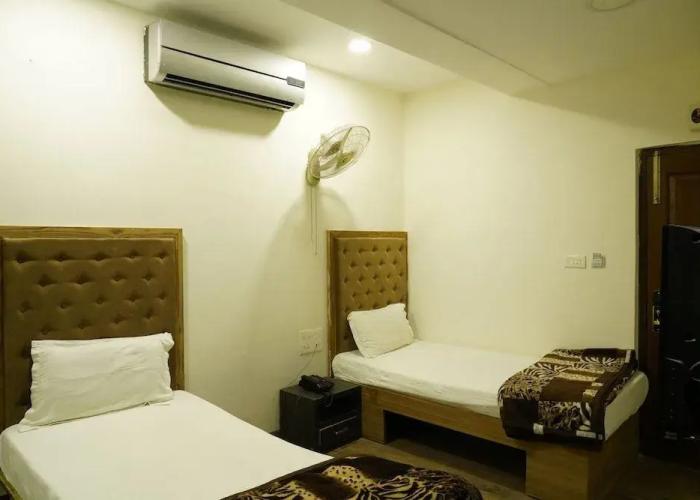 Hotel Mohan Continental
