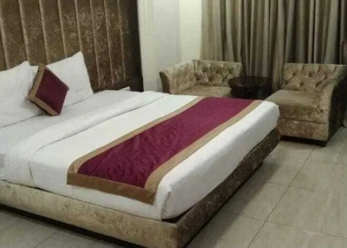 Eqbal Inn