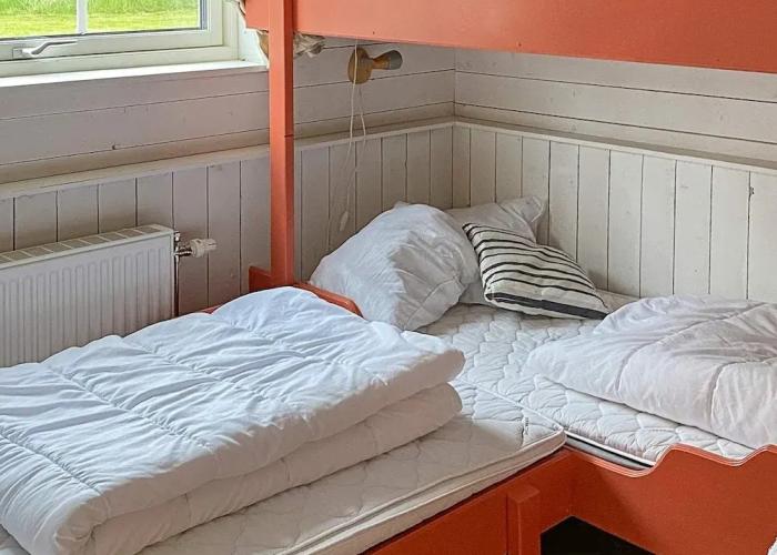 9 Person Holiday Home in Tystberga