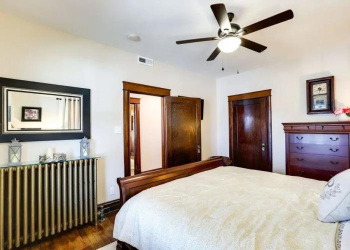 Missouri Retreat w/ Deck, Grill & Shuffleboard!