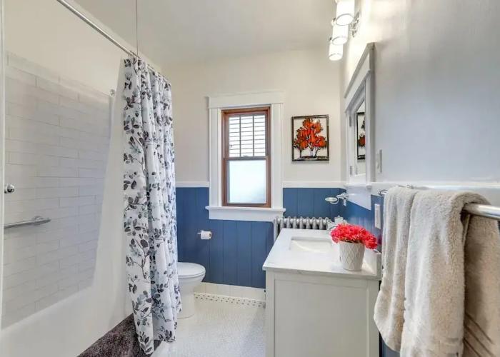 Missouri Retreat w/ Deck, Grill & Shuffleboard!