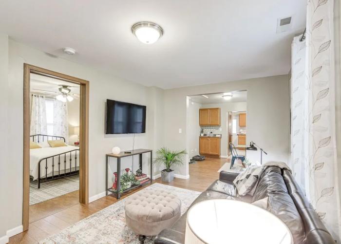 Pet-friendly Pacific Cottage Near Purina Farms!