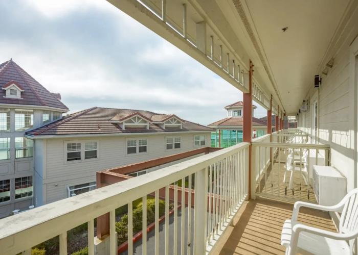 Pacifica Beach Hotel