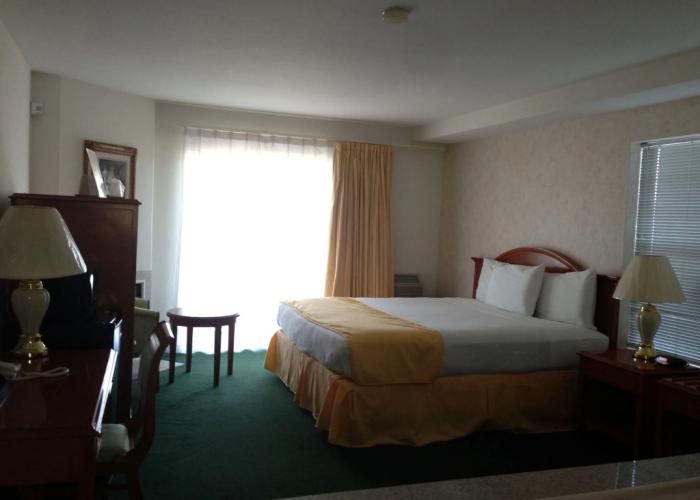 Pacifica Beach Hotel