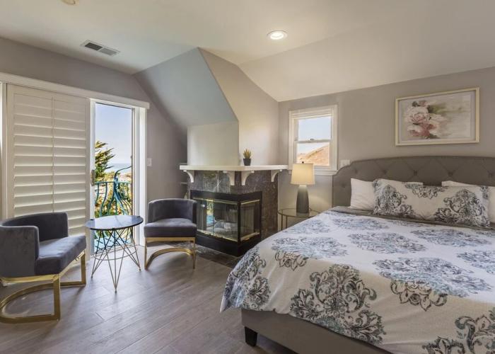 Marbella Lane Tuscan Villa with Hot Tub