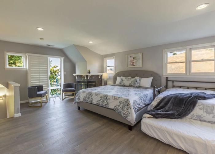 Marbella Lane Tuscan Villa with Hot Tub