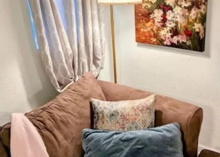 Coast PalmTree Yard 2BR Block from Beach