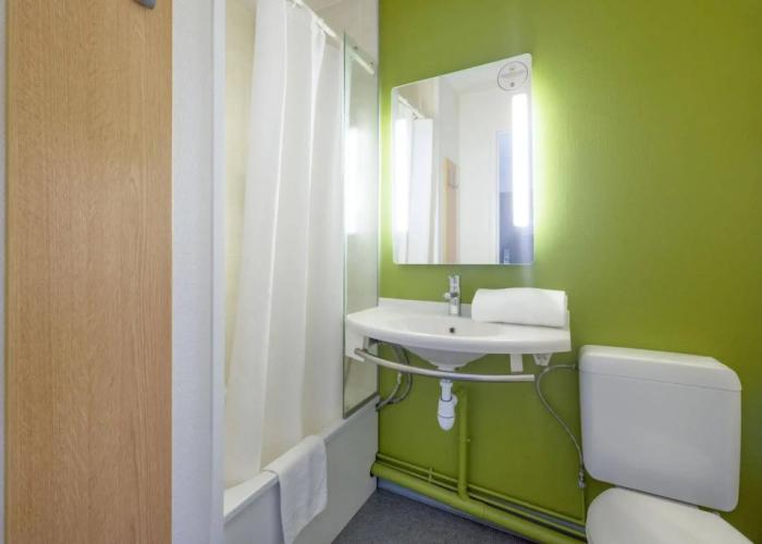 B&B HOTEL Brest Kergaradec