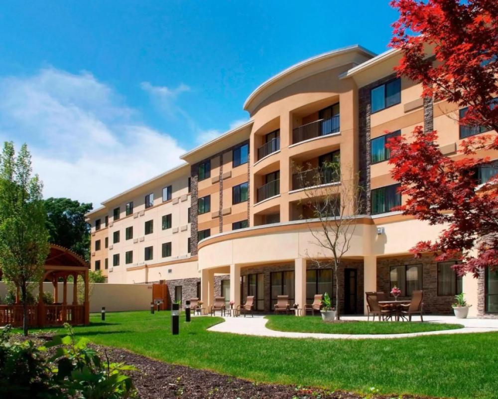 Courtyard by Marriott Paramus