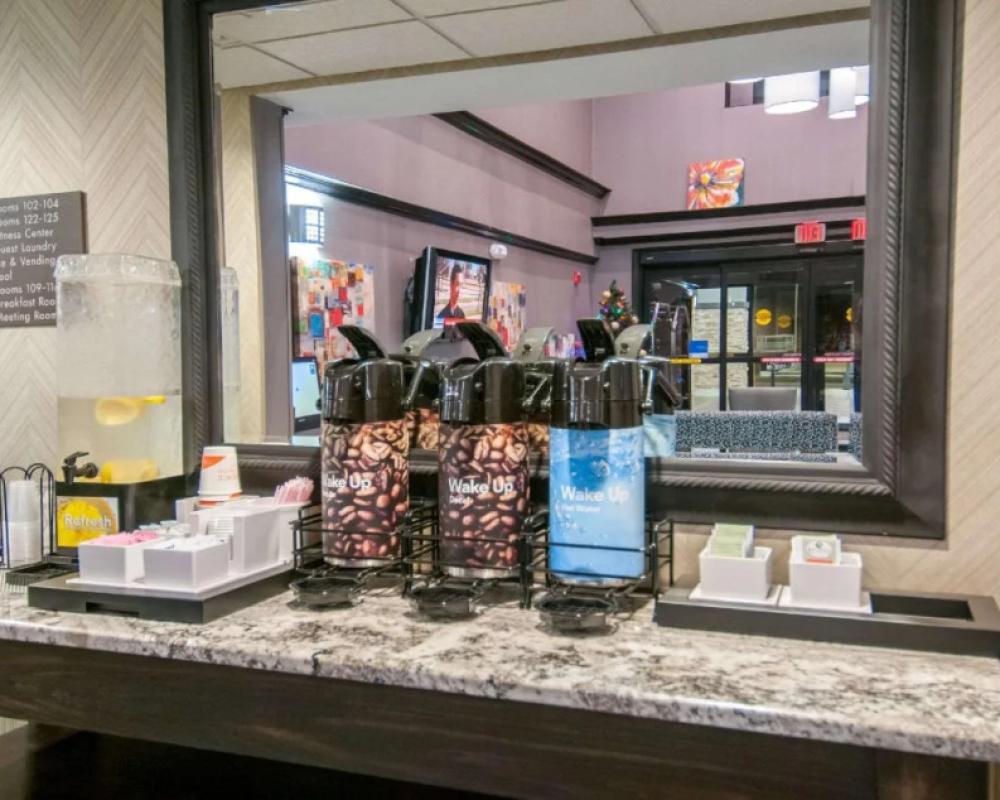 фото Comfort Inn & Suites Pauls Valley - City Lake