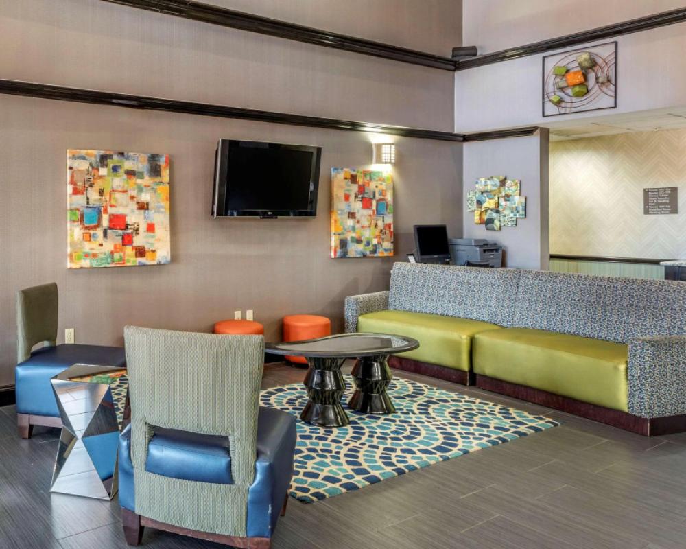 фото Comfort Inn & Suites Pauls Valley - City Lake