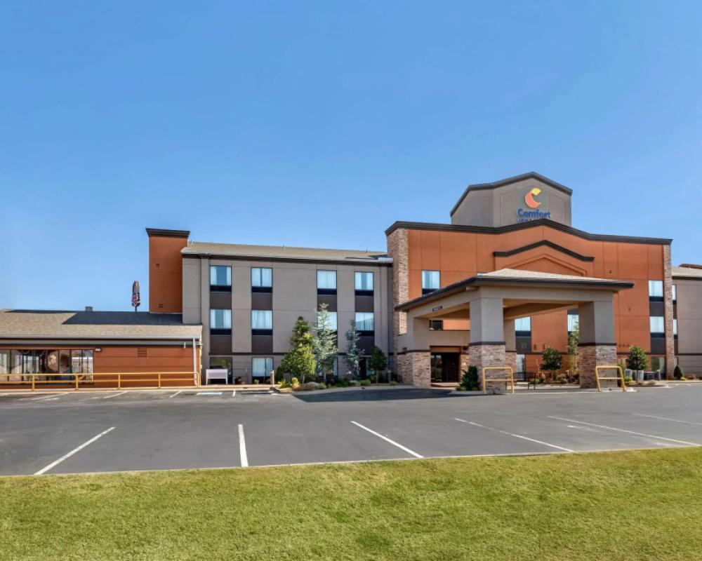 фото Comfort Inn & Suites Pauls Valley - City Lake