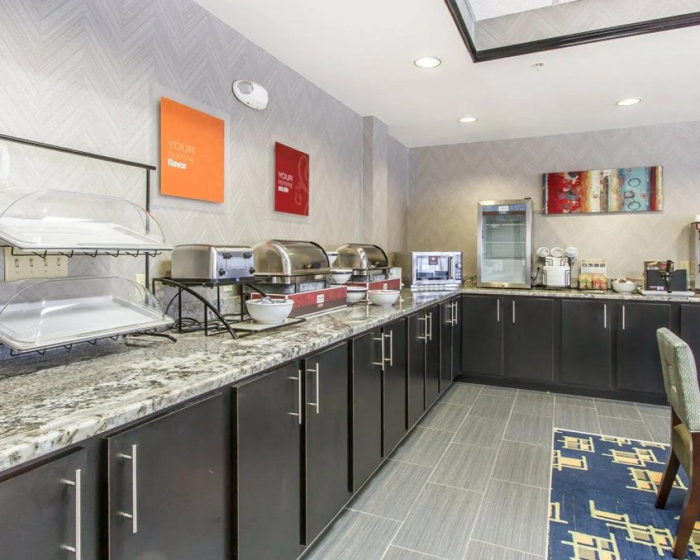 фото Comfort Inn & Suites Pauls Valley - City Lake