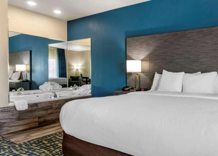 Comfort Inn & Suites Pauls Valley - City Lake