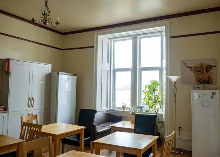 Corran House Guest House & Hostel