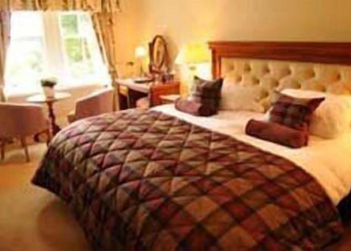Taychreggan Hotel