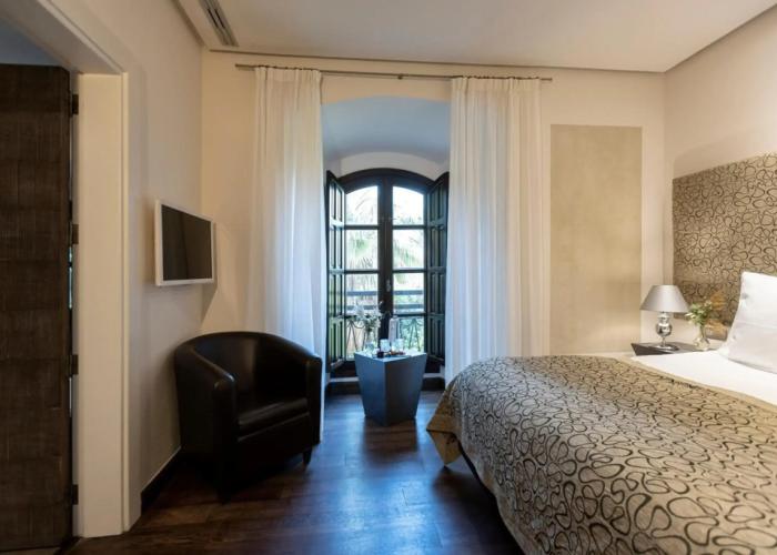 Hospes Palacio del Bailío, a Member of Design Hotels