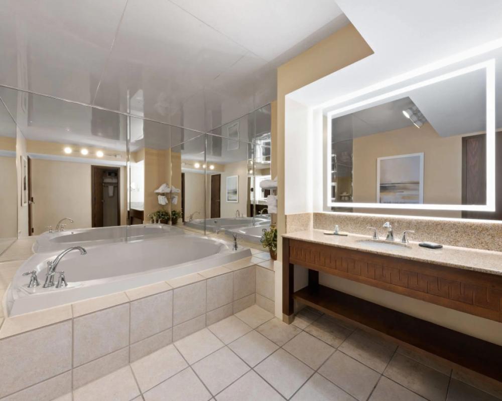 Wyndham Riverfront Little Rock