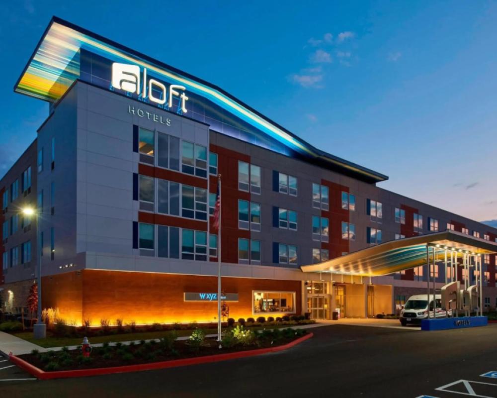 Aloft Cleveland Airport