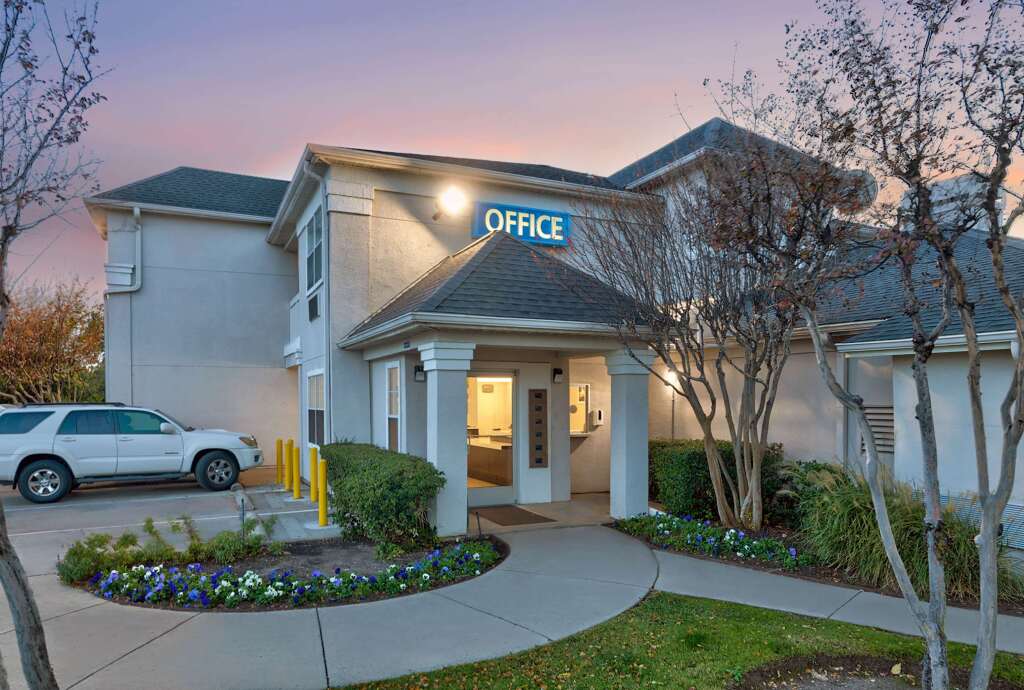 Studio 6 North Richland Hills, TX - Fort Worth