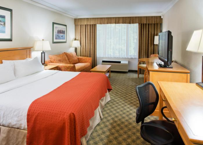 Holiday Inn Hotel & Suites North Vancouver by IHG