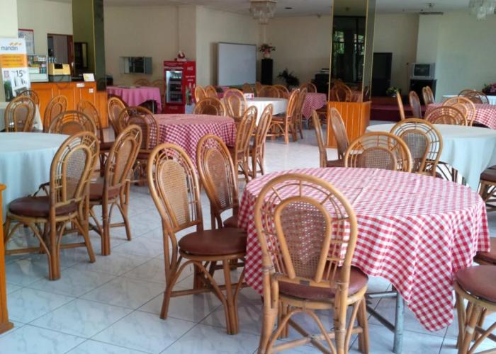 Kartika Abadi Hotel and Restaurant