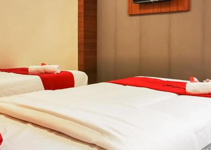 RedDoorz Plus @ Taman Madiun