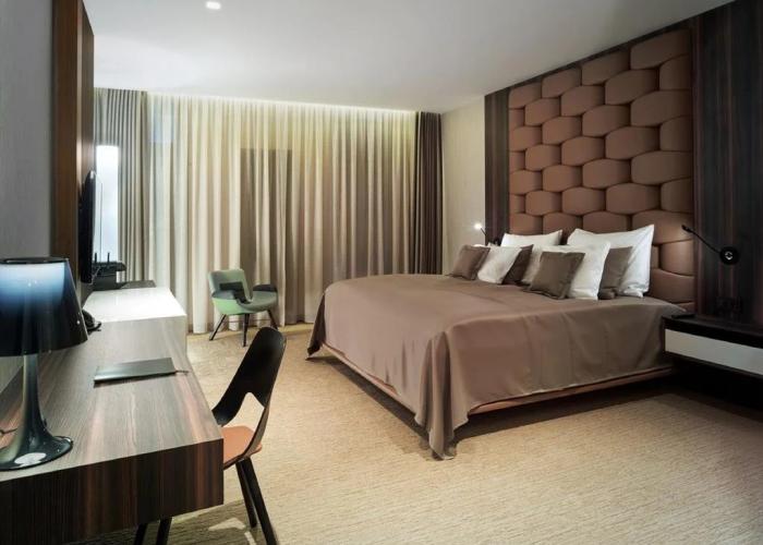 Theatre Hotel