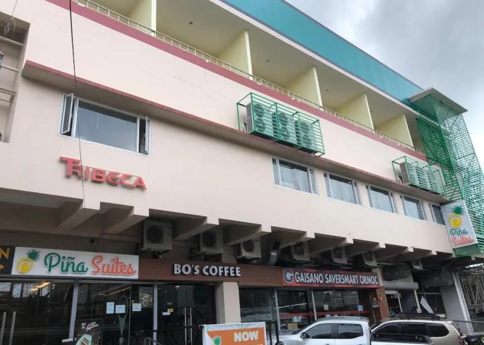 Piña Suites