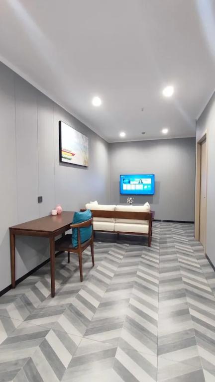 фото Fan's Hotel Ormoc