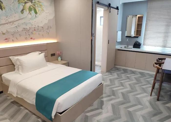 Fan's Hotel Ormoc
