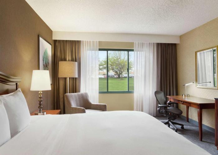 DoubleTree by Hilton Detroit Novi
