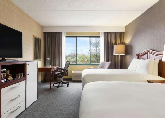 DoubleTree by Hilton Detroit Novi