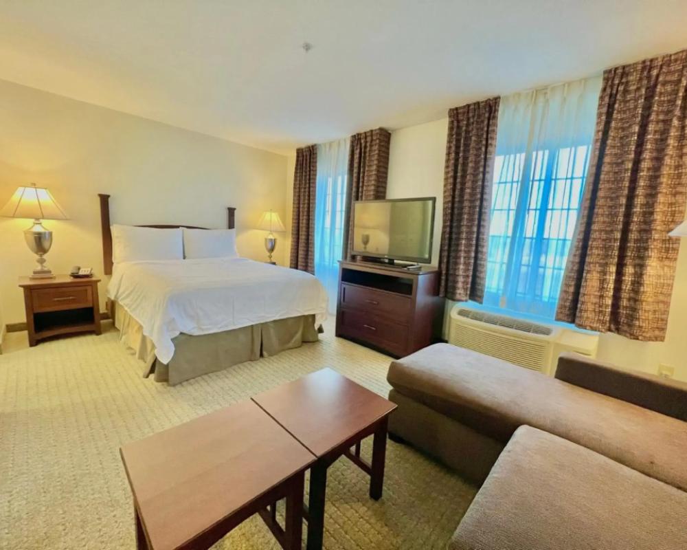 фото Staybridge Suites Detroit Novi by IHG