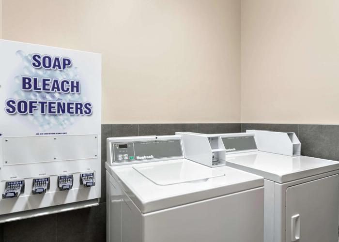 Country Inn & Suites by Radisson, Novi, MI