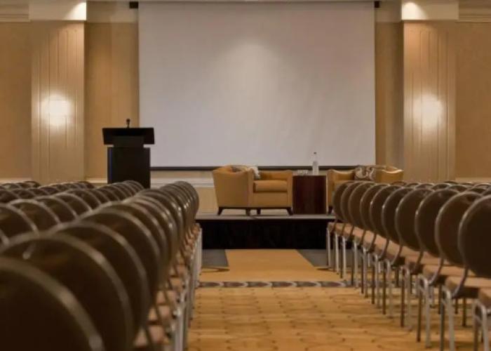 The Baronette Renaissance Detroit-Novi Hotel